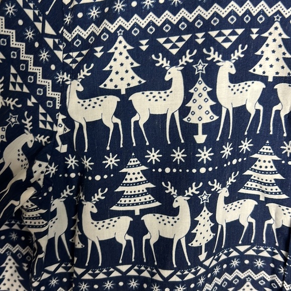 Simon Banks Christmas Holiday Long Sleeve Button Up Shirt - Picture 3 of 5